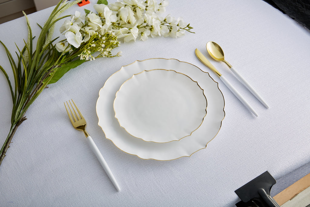 White Frosted Plate and Gold Plastic Plates Set | 32 Pack